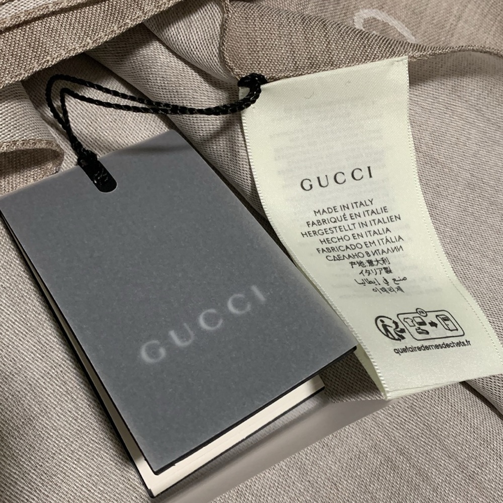 🔥🔥🔥 Gucci GG Wool/Silk Reversible Scarf Beige NEW AUTHENTIC 🔥🔥🔥 - Picture 11 of 11